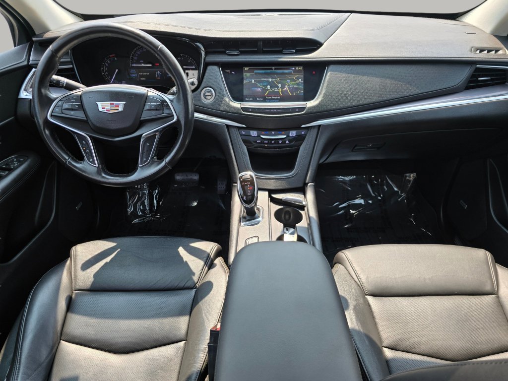 Used 2019 Cadillac XT5 Luxury image 2