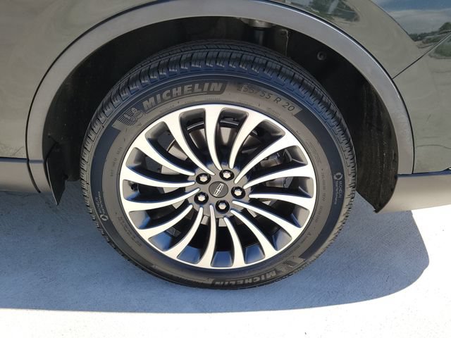 Used 2022 Lincoln Aviator AWD w/ Premium Package image 14