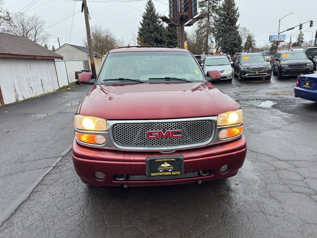 Used 2001 GMC Yukon XL Denali image 8