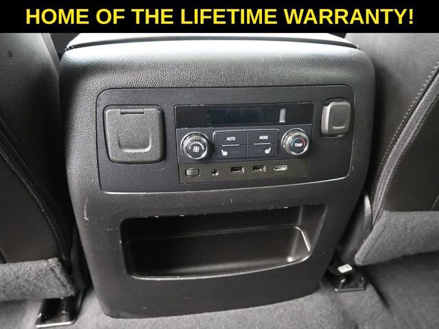 Used 2020 GMC Yukon Denali w/ Denali Ultimate Package image 42