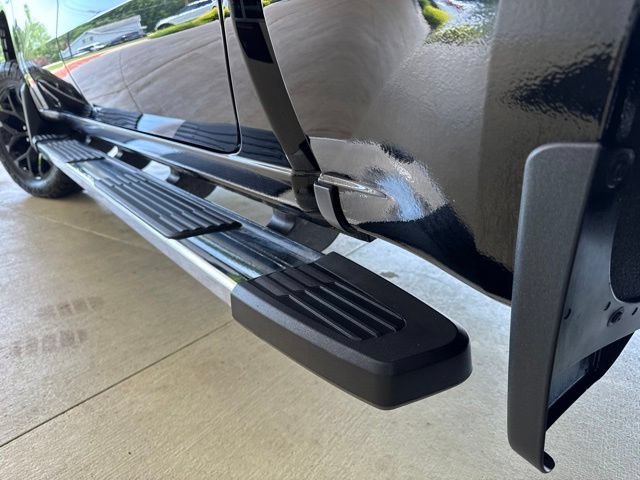 Used 2021 Chevrolet Silverado 1500 LTZ w/ LTZ Premium Package AWD/4WD image 38