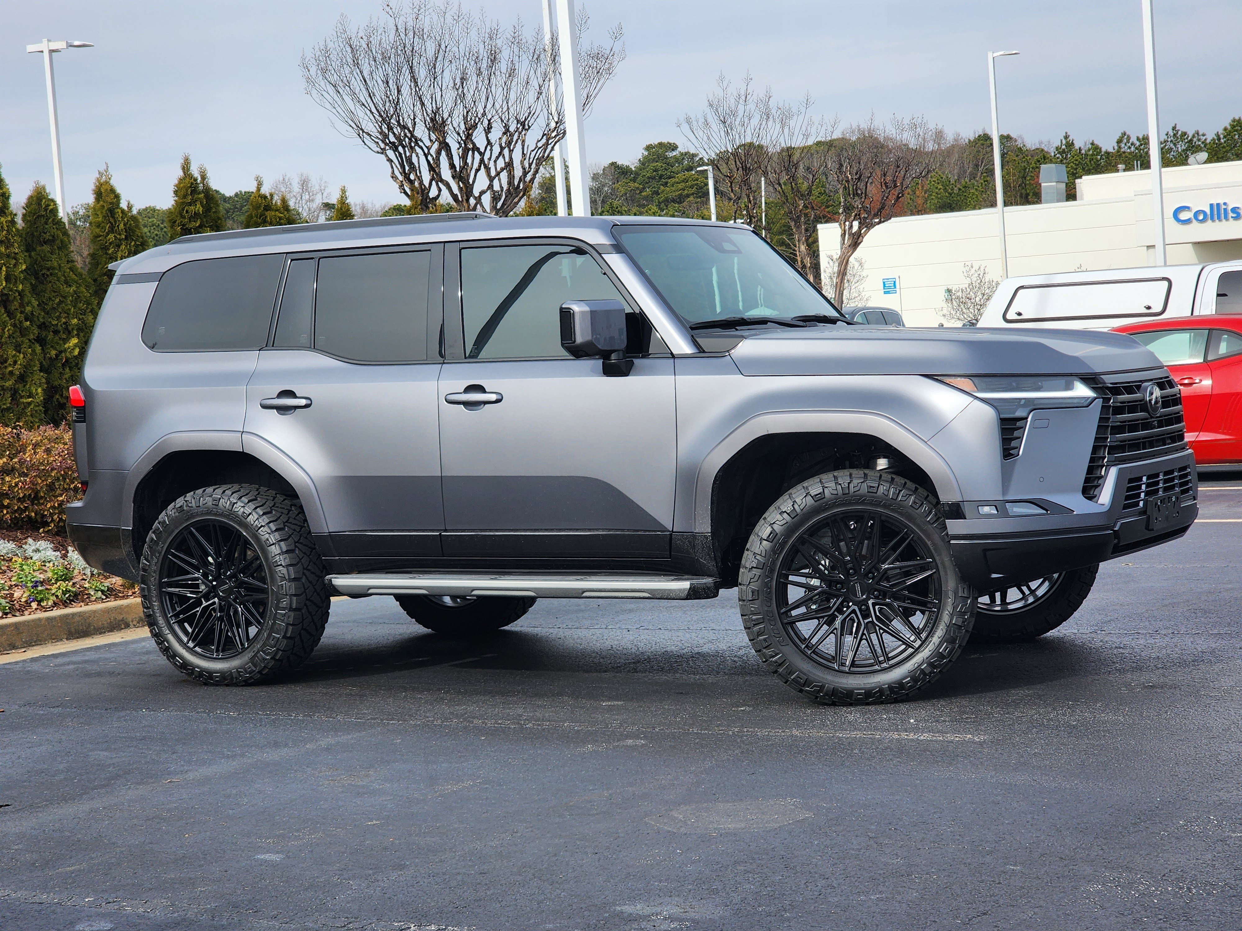 Used 2025 Lexus GX 550 w/ Cold Area Package AWD/4WD image 3