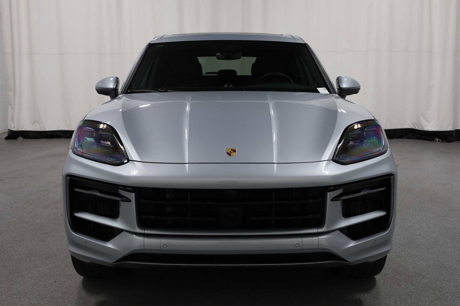 Certified 2024 Porsche Cayenne image 14