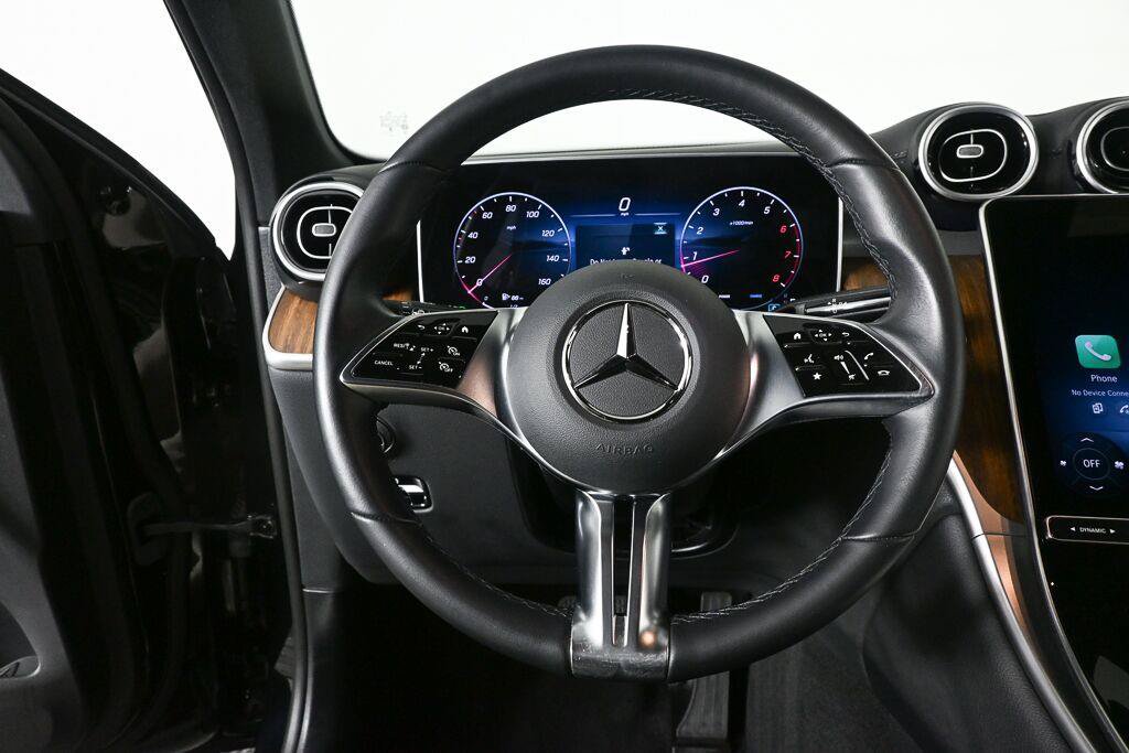 Certified 2025 Mercedes-Benz GLC 300 image 7