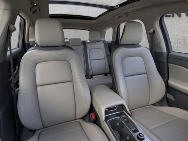 New 2026 Lincoln Corsair Premiere AWD/4WD image 10