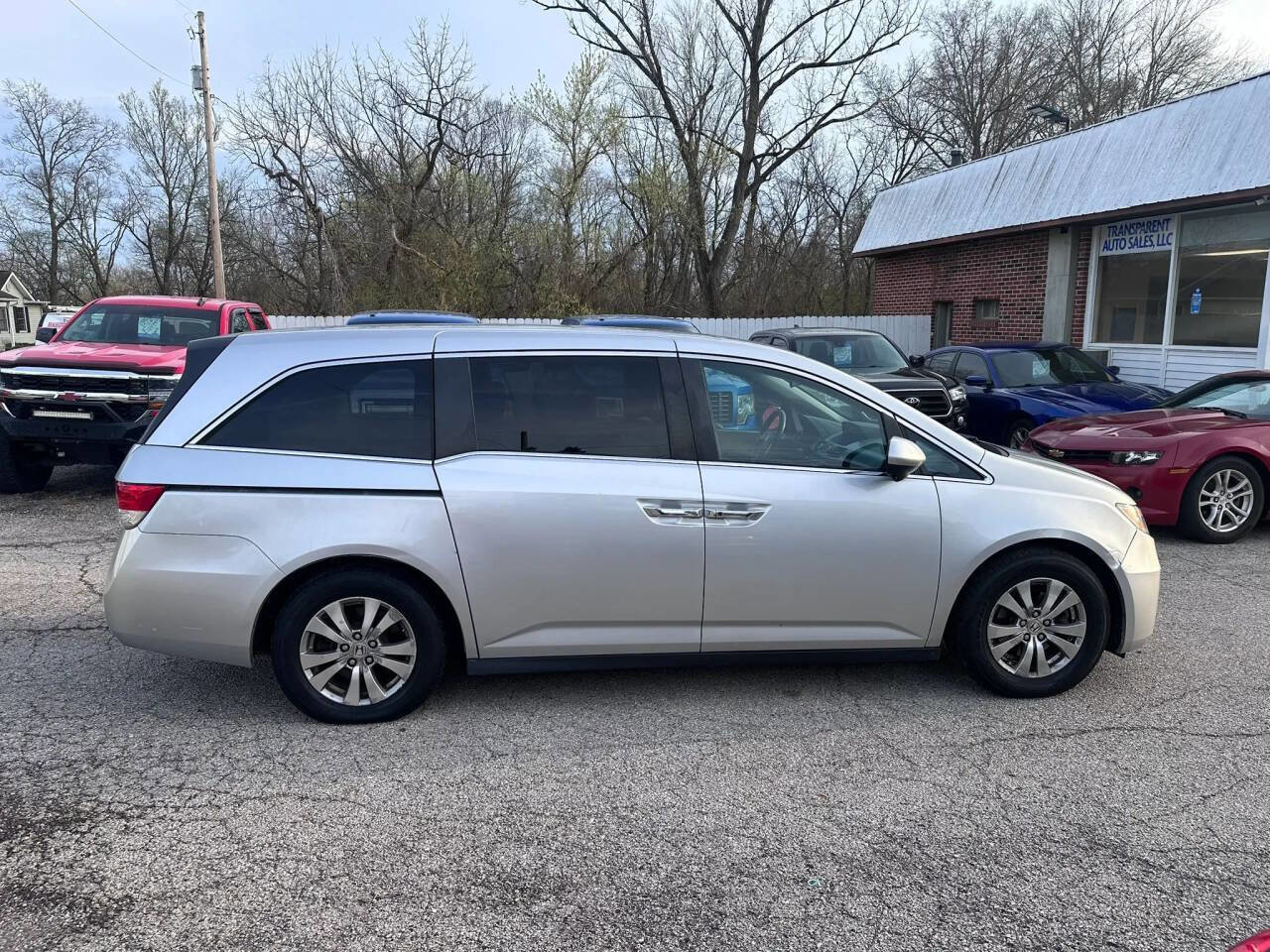 Used 2014 Honda Odyssey EX image 4