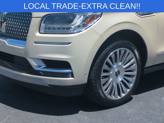 Used 2018 Lincoln Navigator Reserve w/ Technology Package AWD/4WD image 9