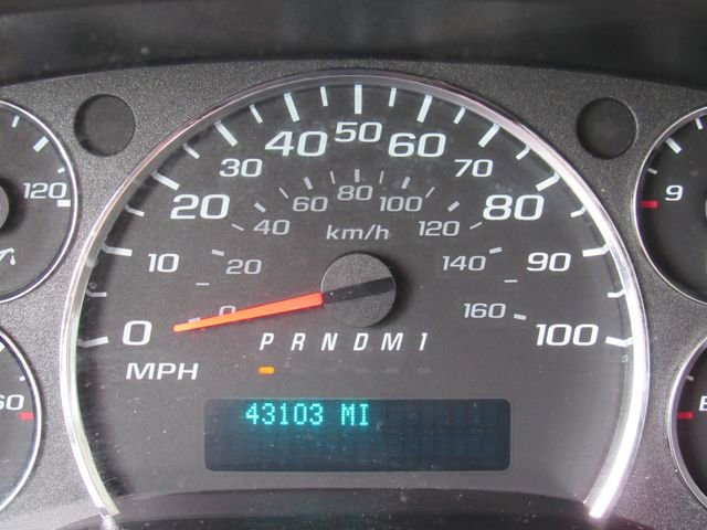 Used 2021 Chevrolet Express 3500 w/ Power Convenience Package image 23