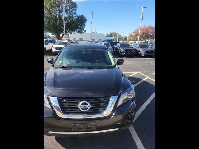 Used 2020 Nissan Pathfinder Platinum w/ Cargo Package