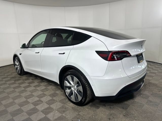 Used 2021 Tesla Model Y Long Range image 5