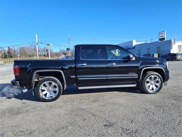 Used 2018 GMC Sierra 1500 Denali w/ Denali Ultimate Package image 9