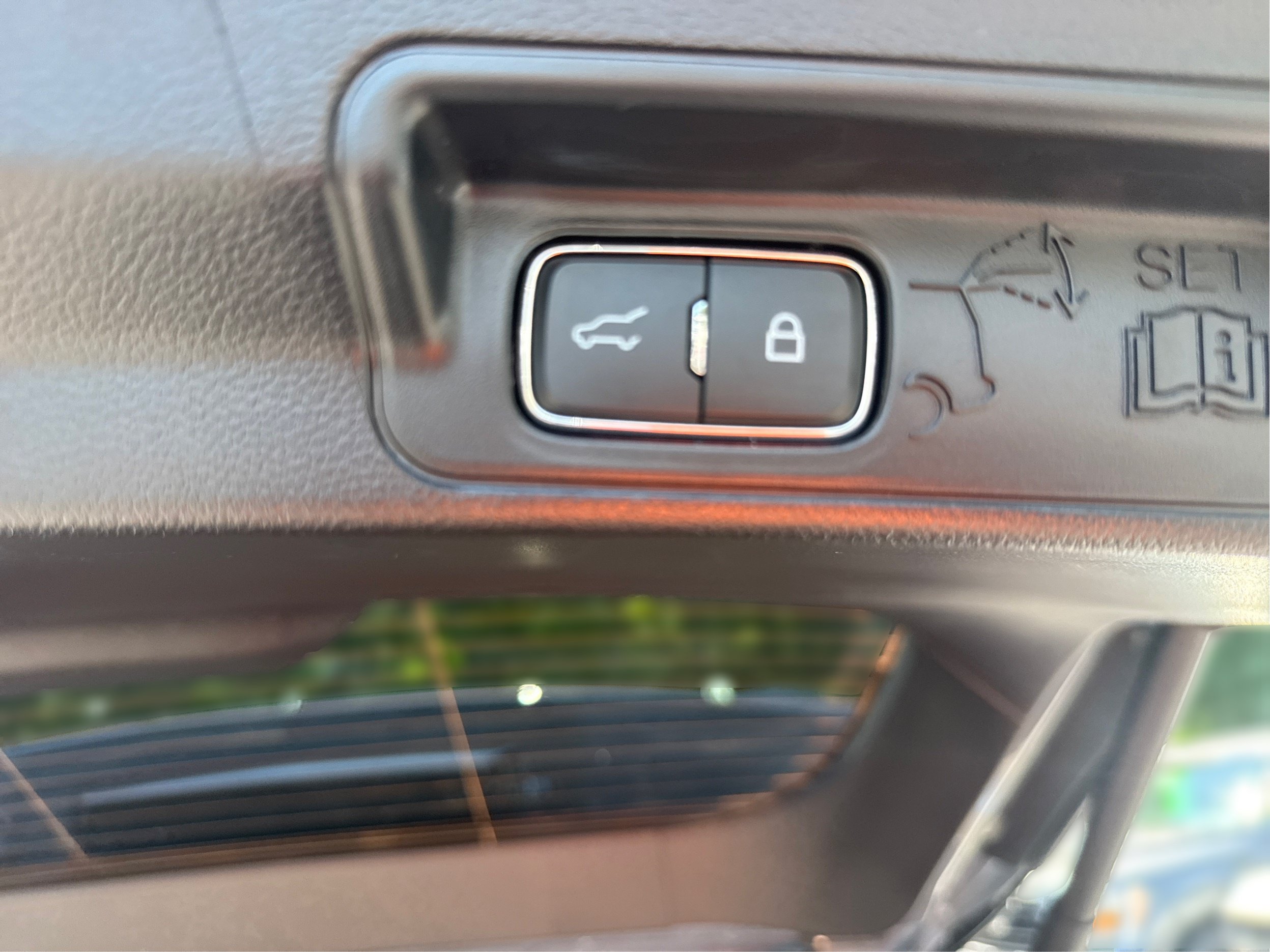 Used 2025 Ford Explorer ST w/ Sun And Sound Package AWD/4WD image 26