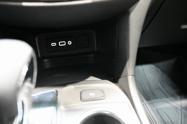 Used 2022 Chevrolet Equinox LT image 18