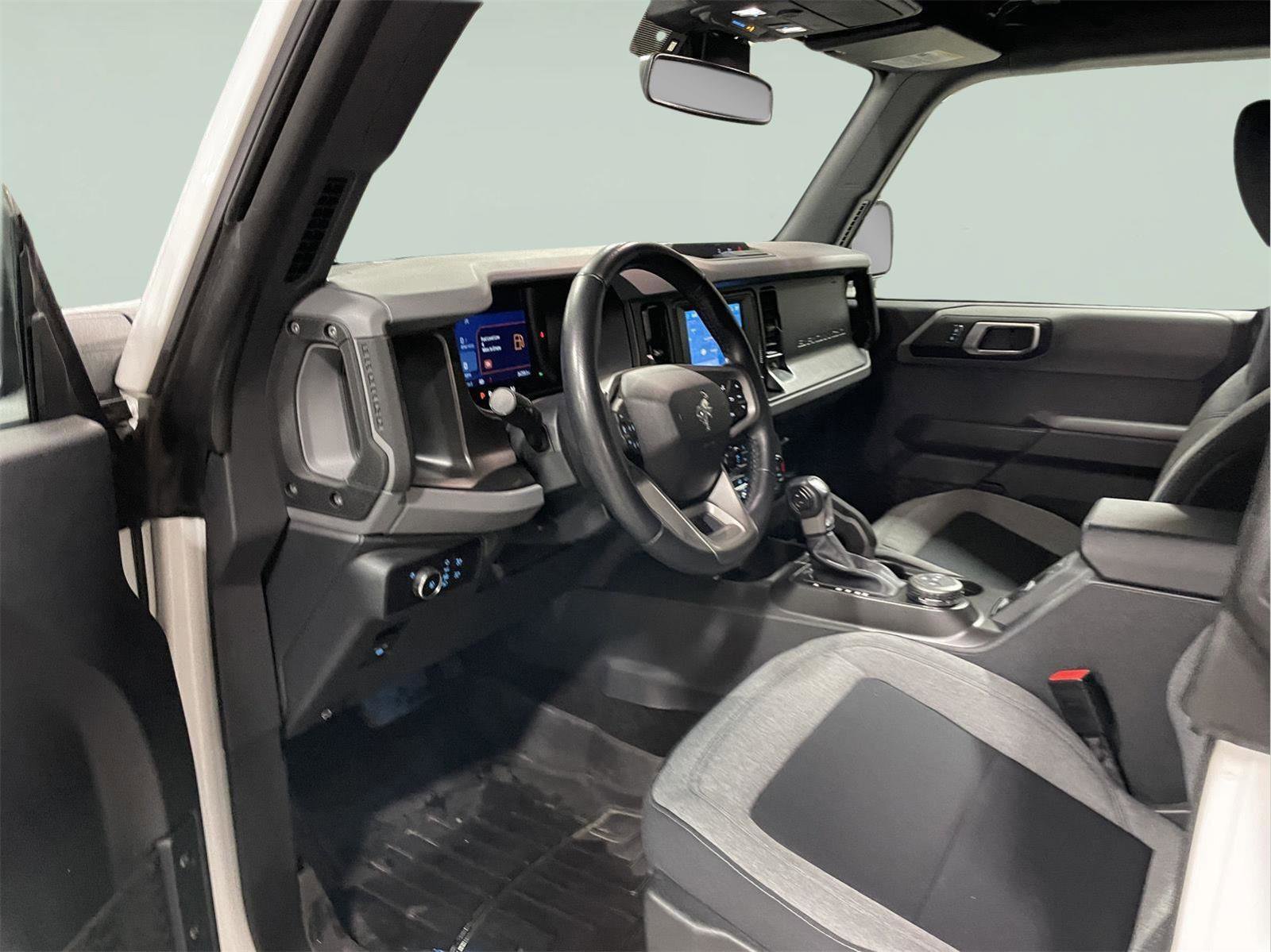 Used 2023 Ford Bronco Big Bend image 14