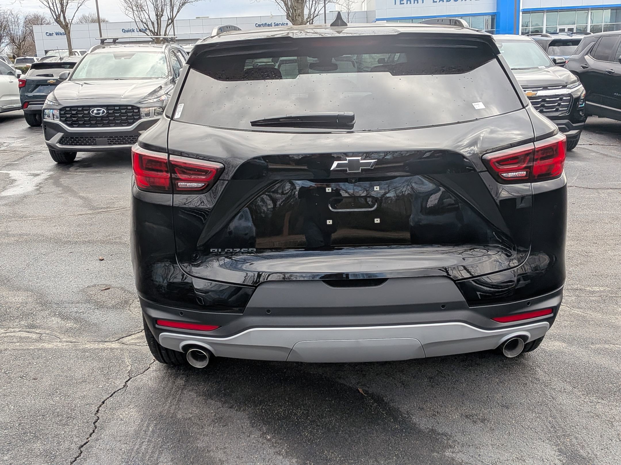 New 2026 Chevrolet Blazer LT w/ Midnight/Sport Edition FWD image 7