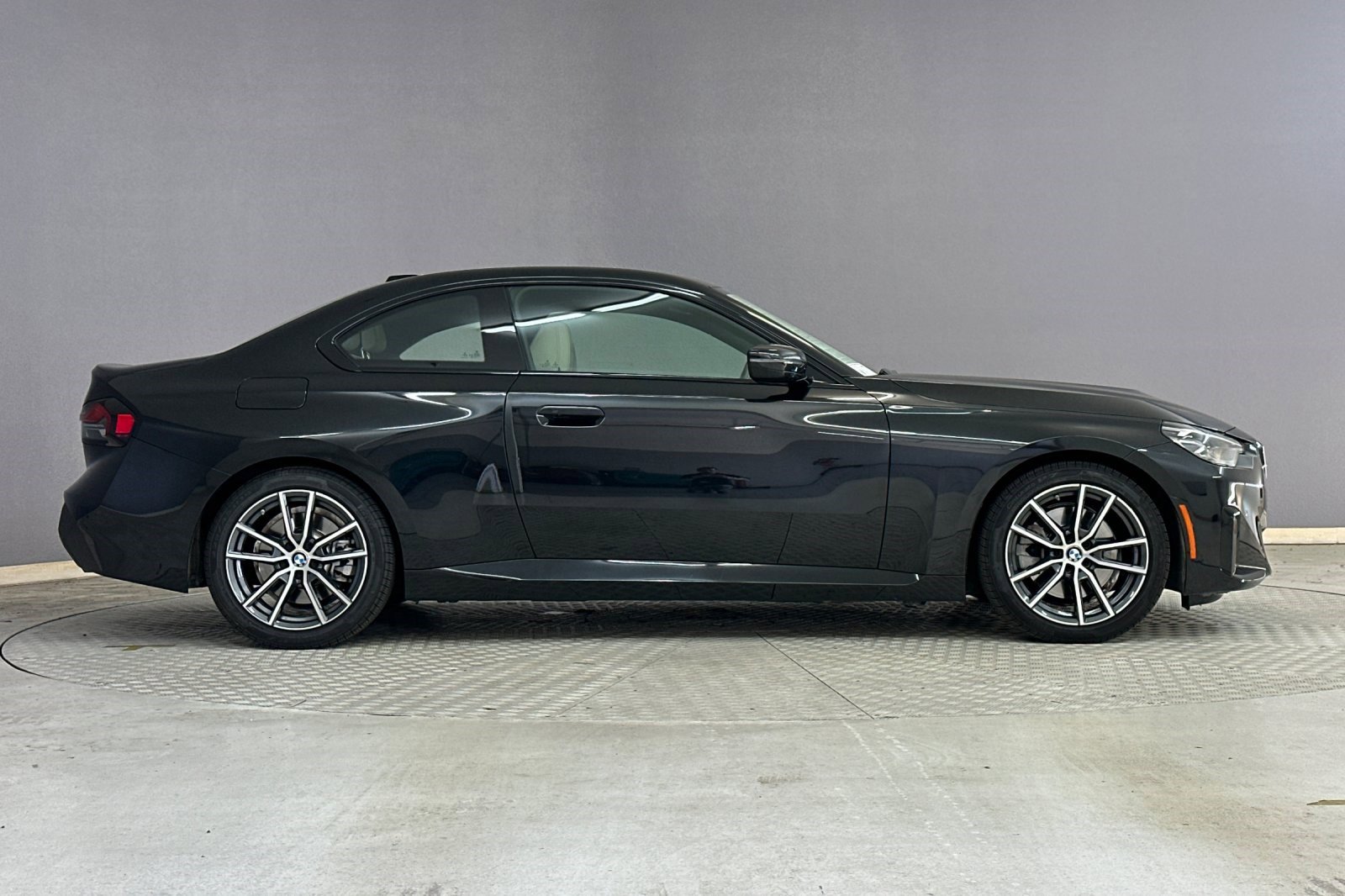 Used 2023 BMW 230i 230i w/ Convenience Package image 7