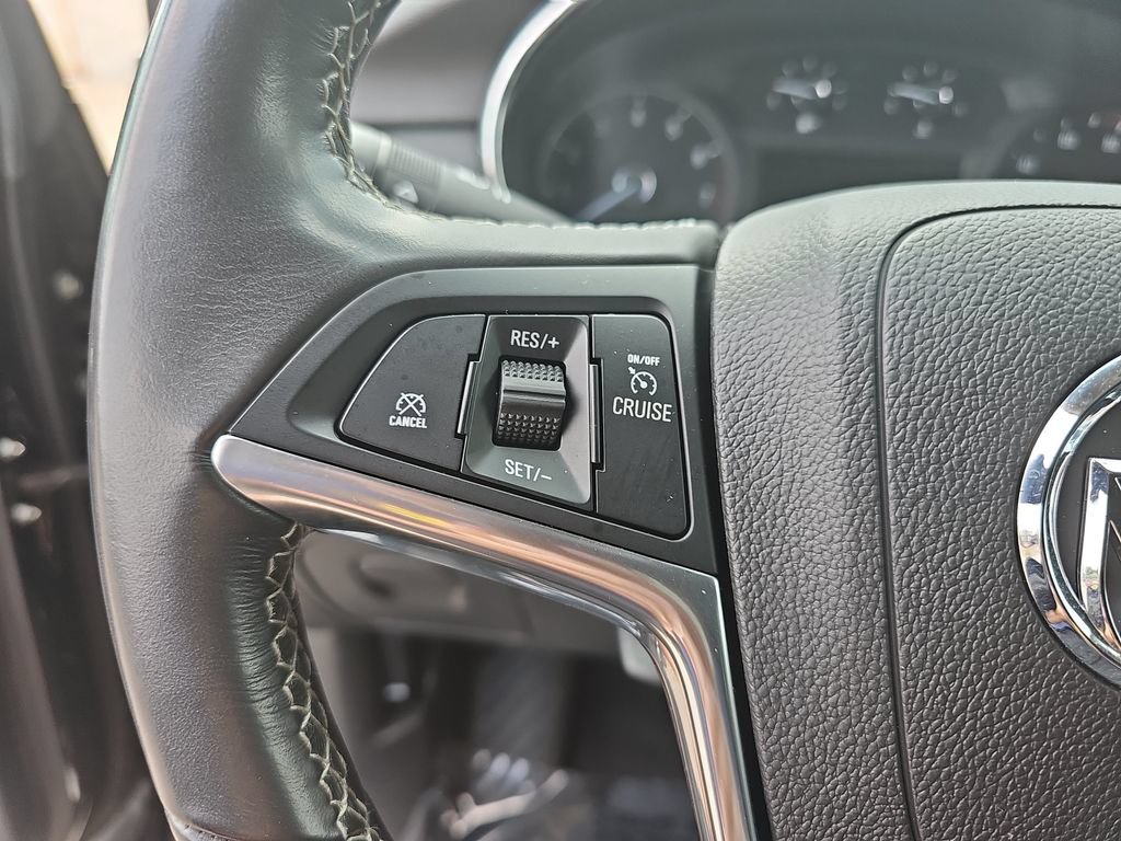 Used 2019 Buick Encore Sport Touring FWD image 21