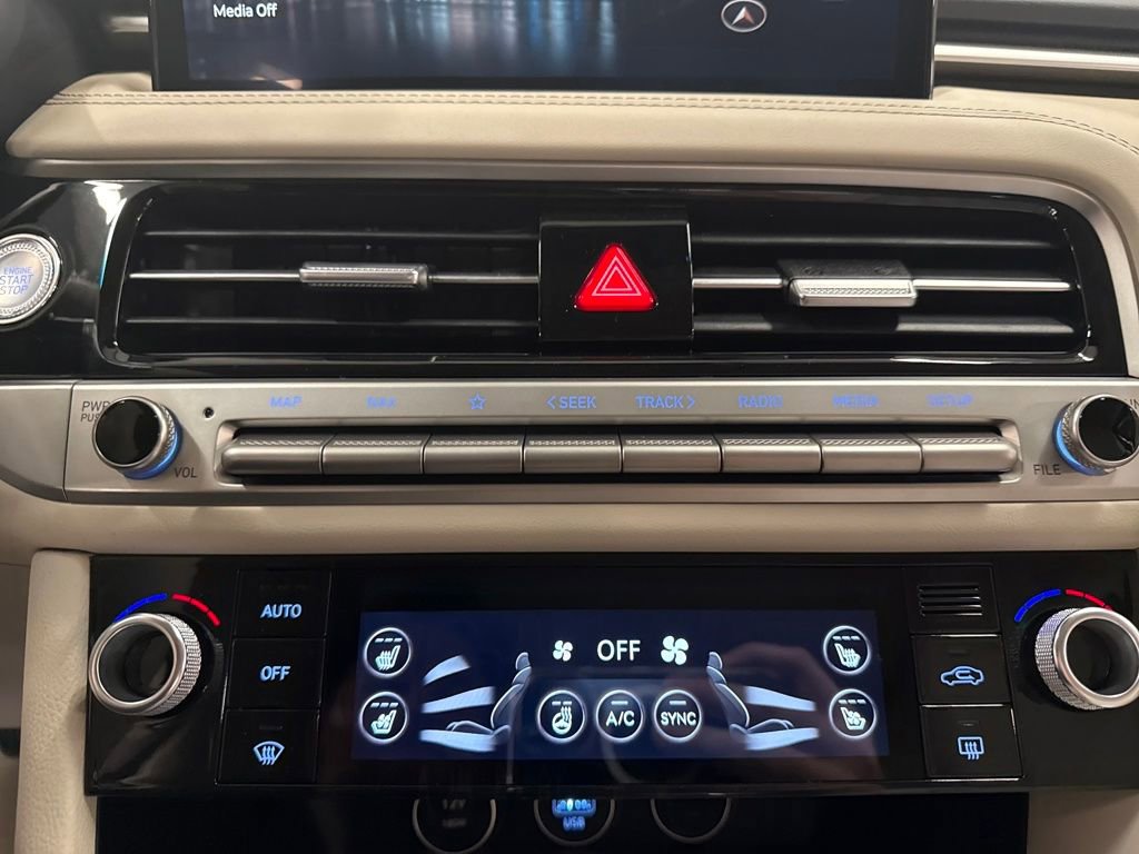 New 2026 Genesis G70 2.5T Prestige image 19