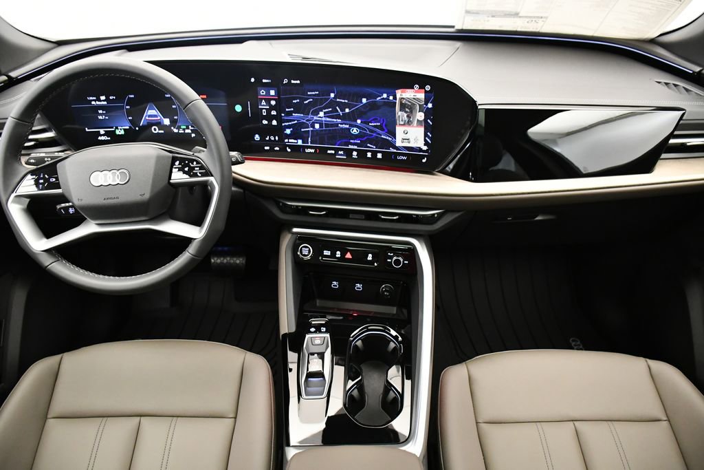 Used 2025 Audi Q5 Premium w/ Convenience Package image 20