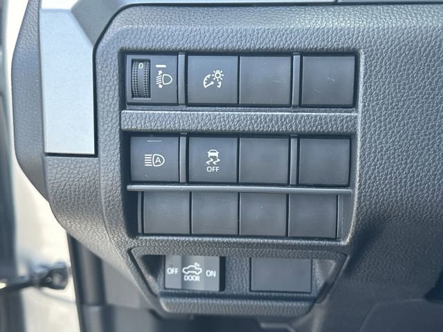 Certified 2025 Toyota Tacoma SR5 RWD image 18