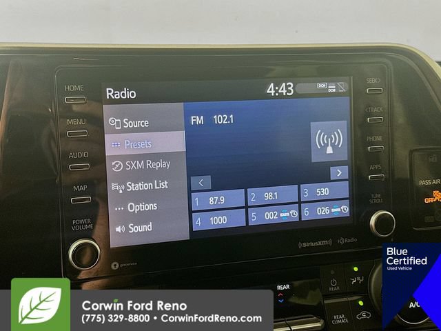 Used 2022 Toyota Highlander LE AWD/4WD image 17
