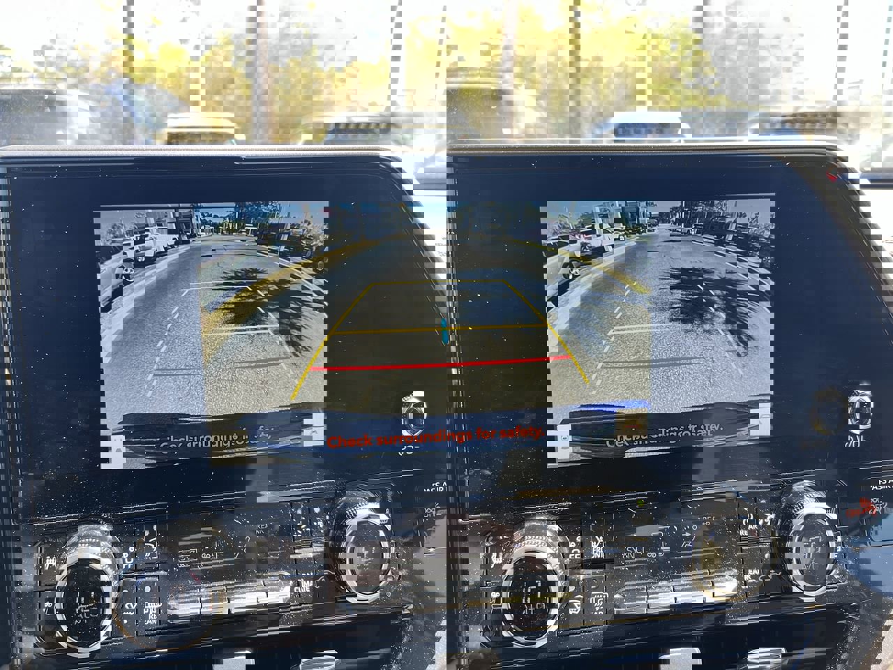 Used 2023 Toyota Highlander Limited image 25