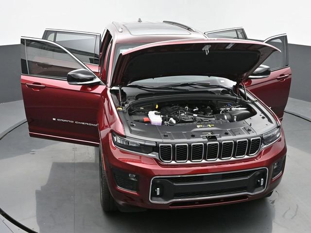 New 2025 Jeep Grand Cherokee L Overland w/ Trailer Tow Package image 64