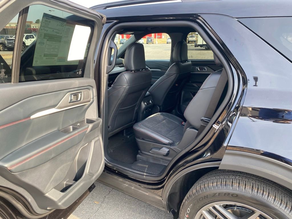 New 2026 Ford Explorer ST image 27