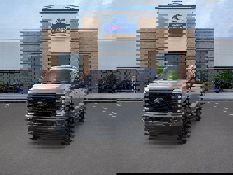 New 2026 Ford F250 Lariat w/ Black Appearance Package image 4