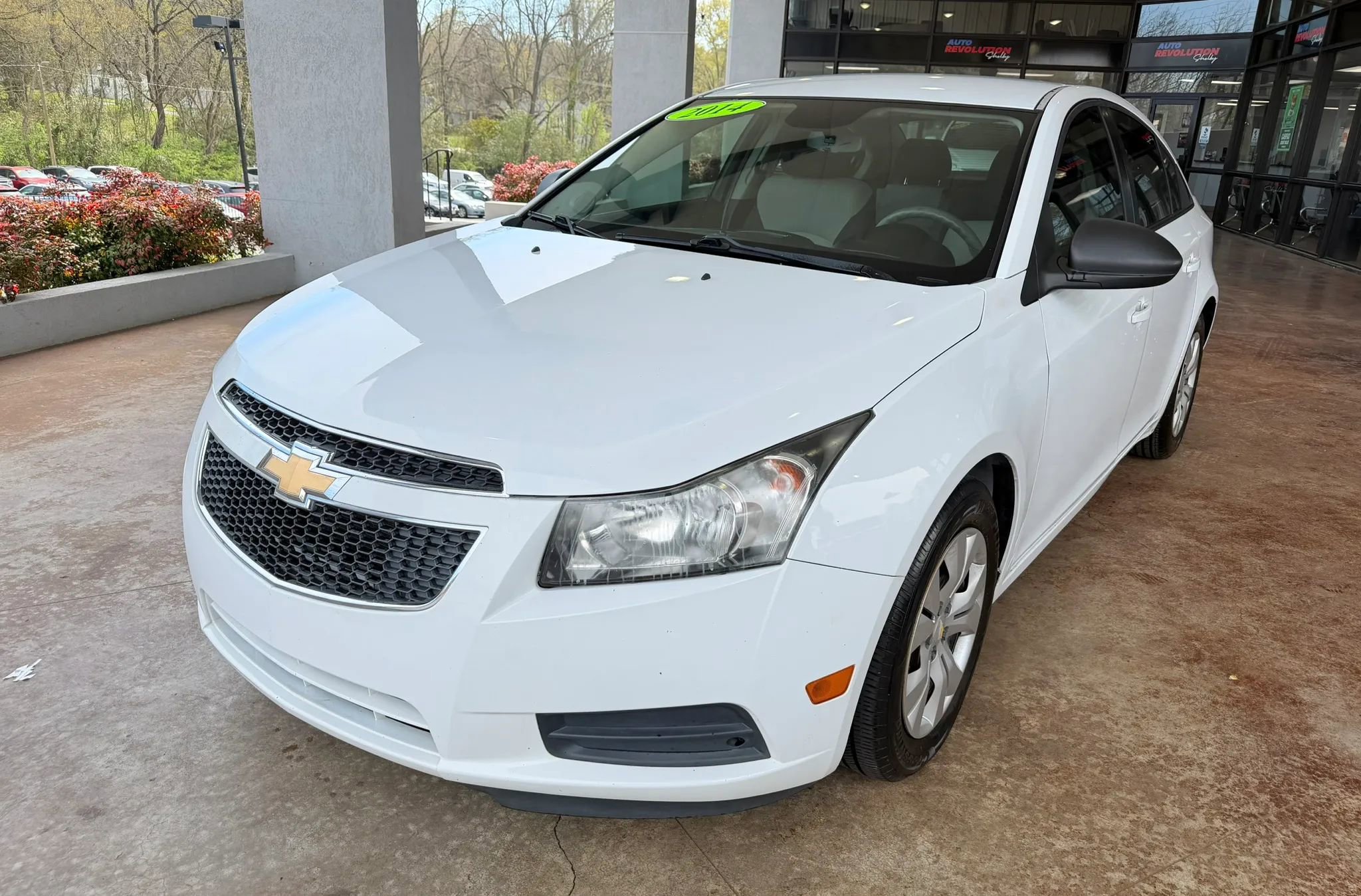 Used 2014 Chevrolet Cruze LS image 3