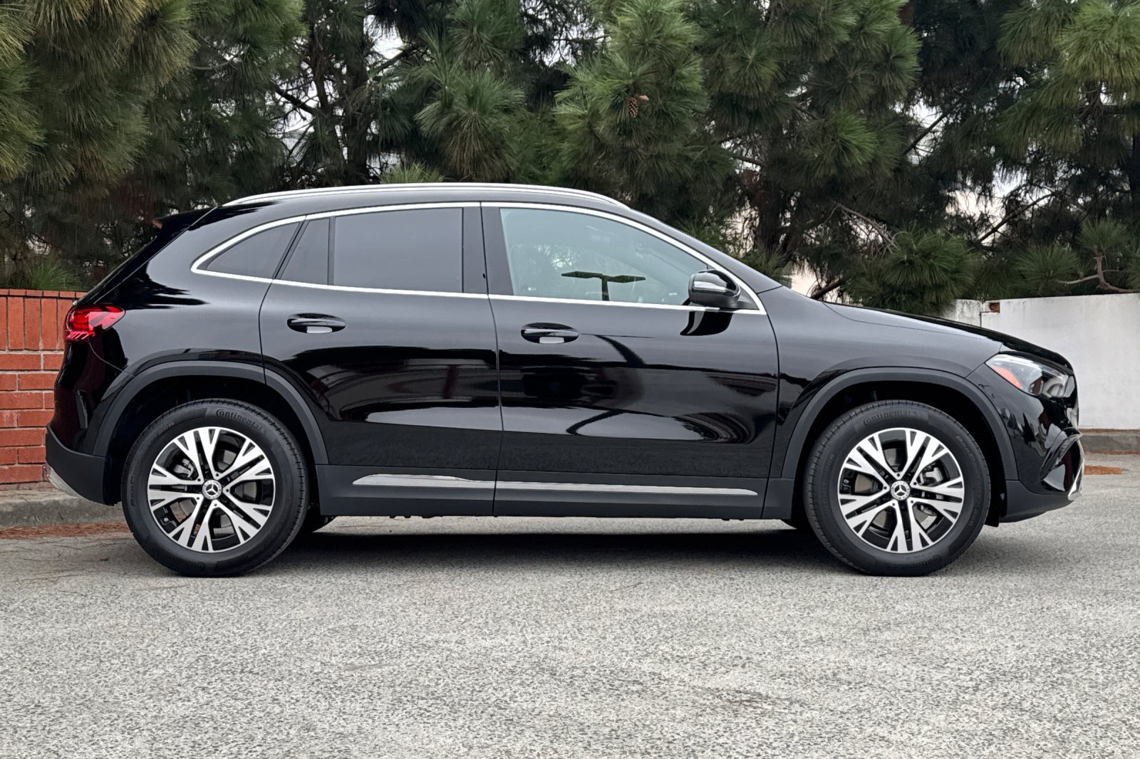 Used 2026 Mercedes-Benz GLA 250 4MATIC image 3