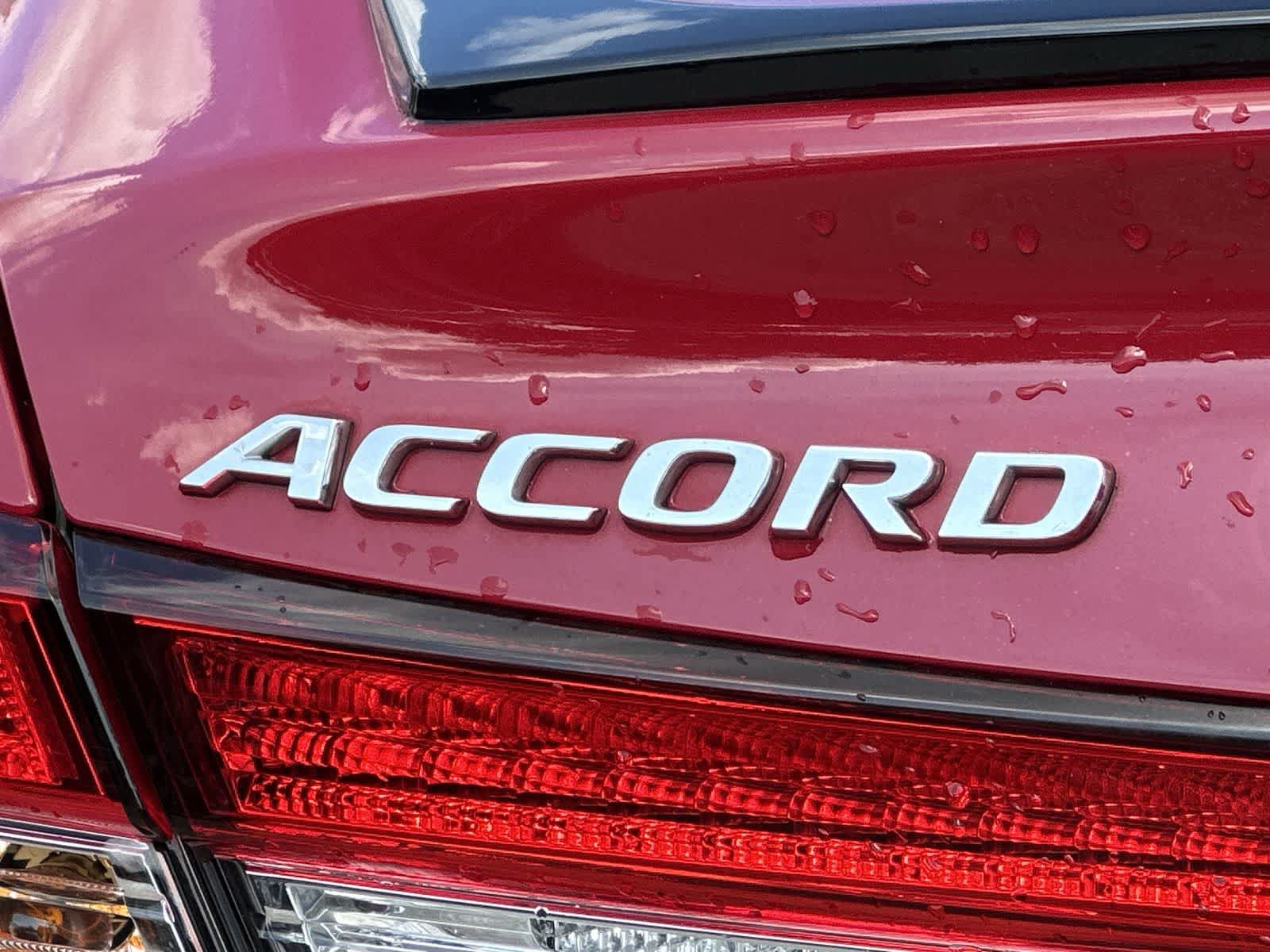 Used 2022 Honda Accord Sport image 14