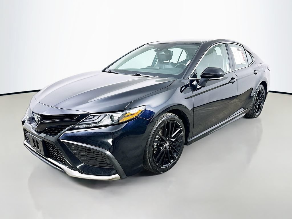 Used 2024 Toyota Camry XSE FWD video 3
