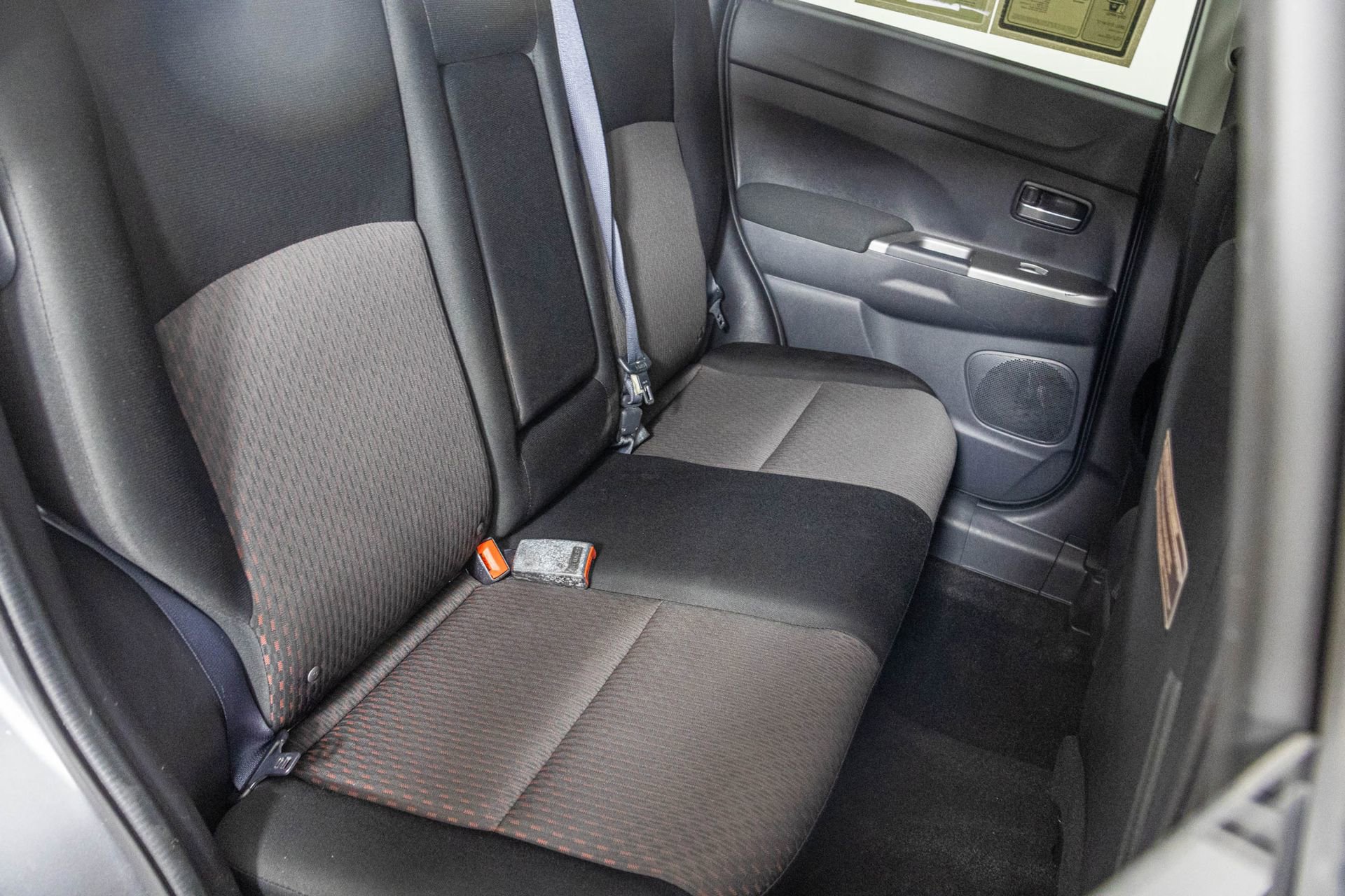 Used 2018 Mitsubishi Outlander Sport ES image 36