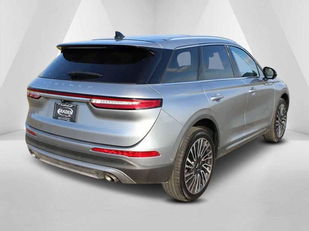 Used 2021 Lincoln Corsair Reserve w/ Equipment Group 201A image 7