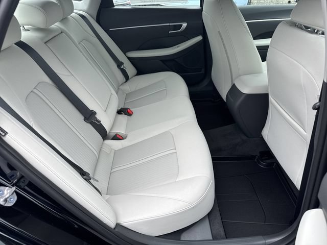 New 2026 Hyundai Sonata SEL FWD image 15