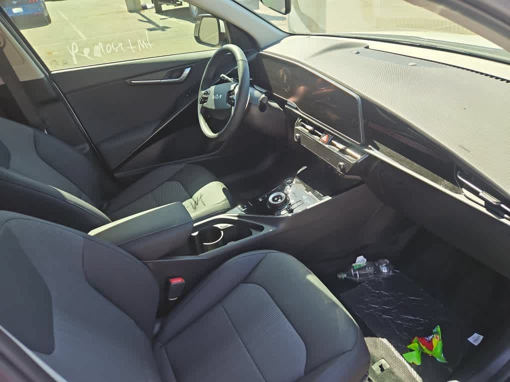 Used 2023 Kia Niro Wind FWD image 13
