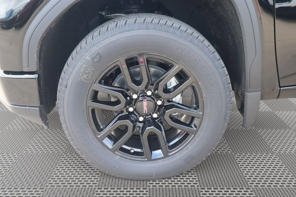 New 2026 GMC Sierra 1500 Elevation image 17