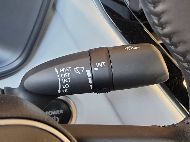 Certified 2025 Toyota Corolla SE w/ Convenience Package FWD image 31