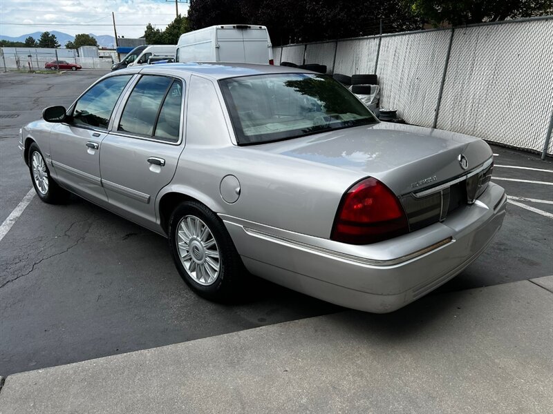 Used 2009 Mercury Grand Marquis LS RWD image 5