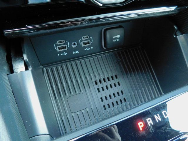 New 2026 Jeep Grand Cherokee Altitude AWD/4WD image 17