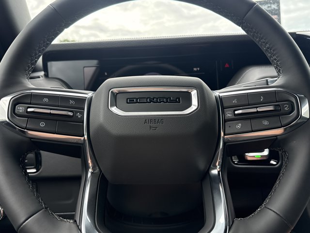 Used 2026 GMC Yukon XL Denali w/ LPO, Floor Liner Package AWD/4WD image 22