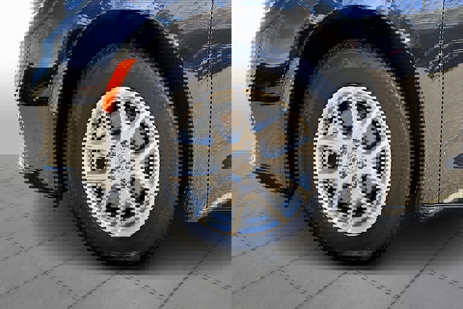 Used 2024 Chrysler Pacifica Touring-L image 10