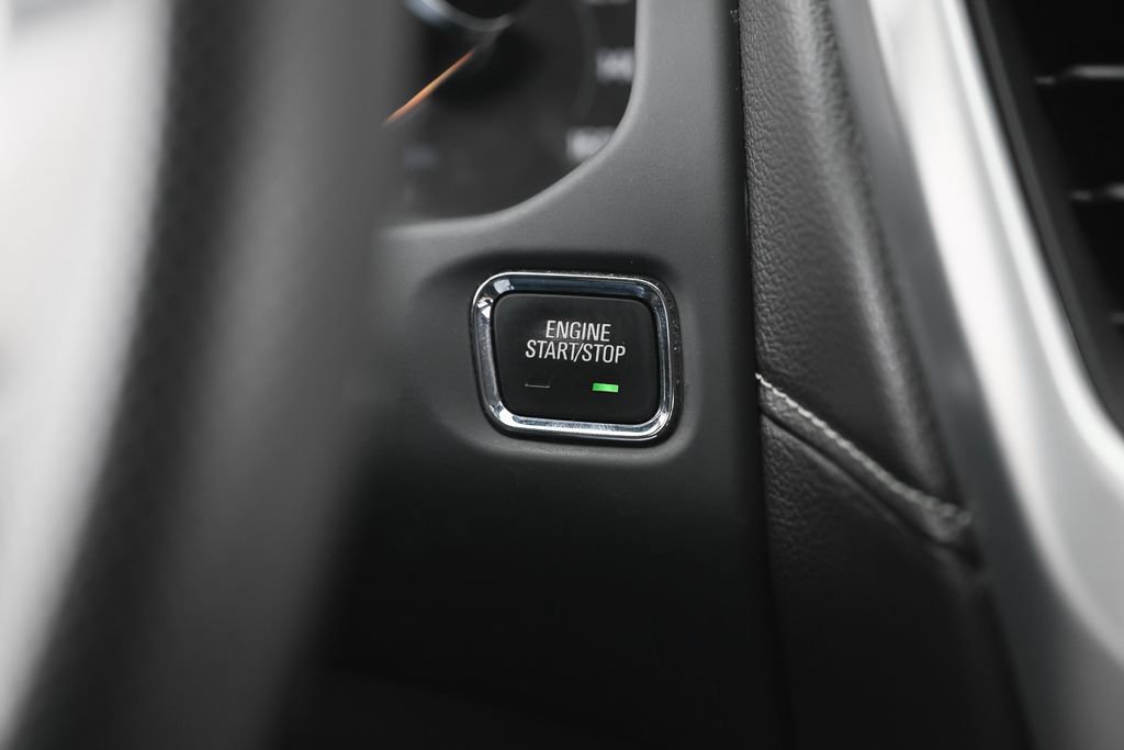 Used 2022 GMC Acadia SLE FWD image 26