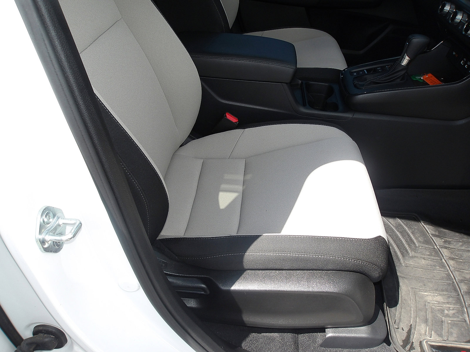 Used 2023 Honda CR-V EX image 9
