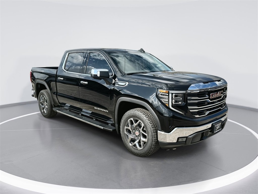 New 2026 GMC Sierra 1500 SLT image 1