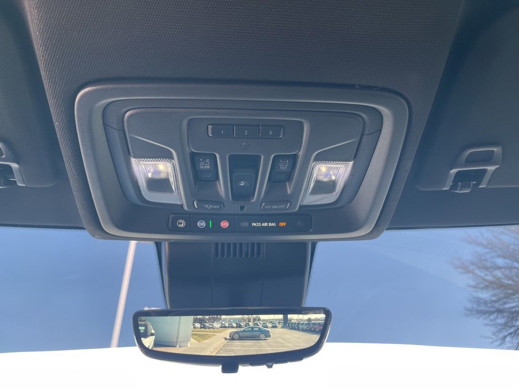 Certified 2024 Chevrolet Silverado 1500 ZR2 w/ Technology Package image 37