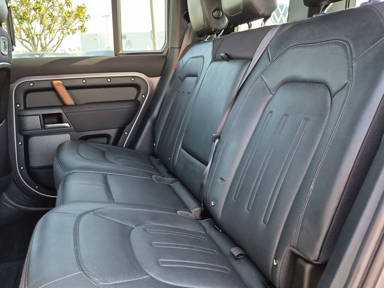 Used 2020 Land Rover Defender 110 X AWD/4WD image 23