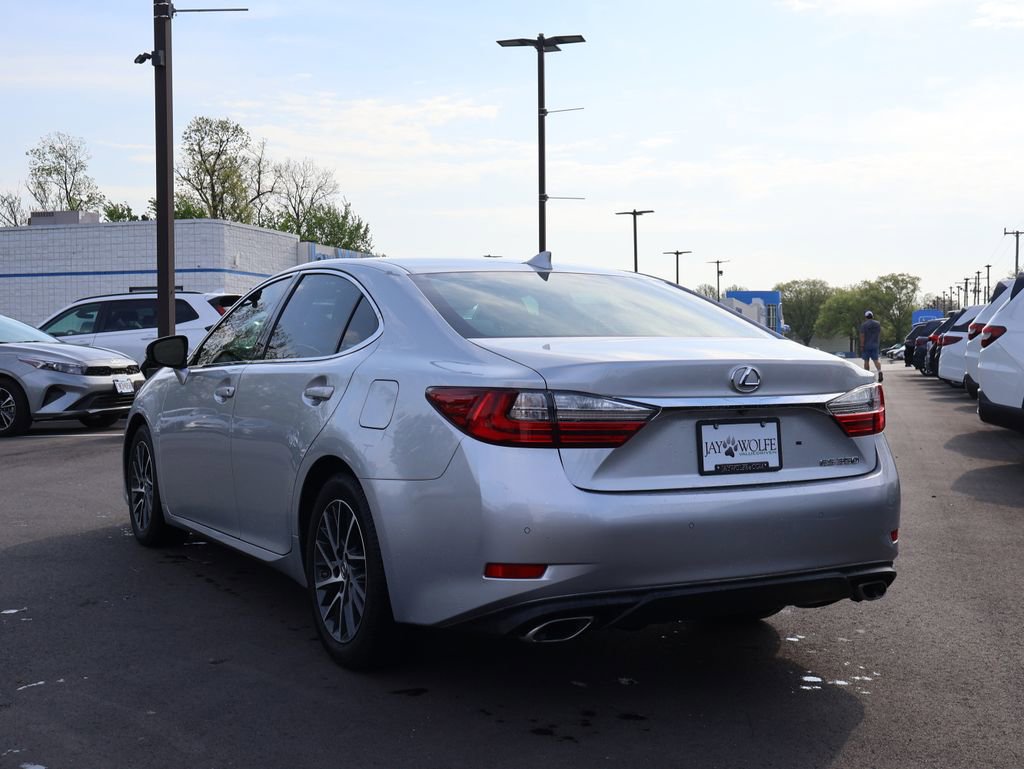 Used 2018 Lexus ES 350 w/ Luxury Package w/Wood Trim FWD image 5