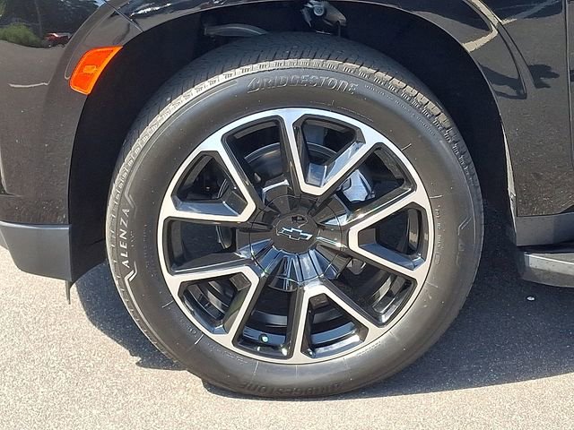 Used 2022 Chevrolet Tahoe RST w/ Luxury Package AWD/4WD image 26